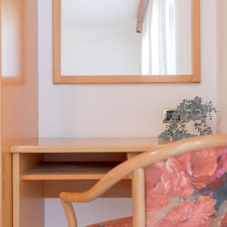 Comano Vacanze Appartamenti Comano Terme Exteriér fotografie