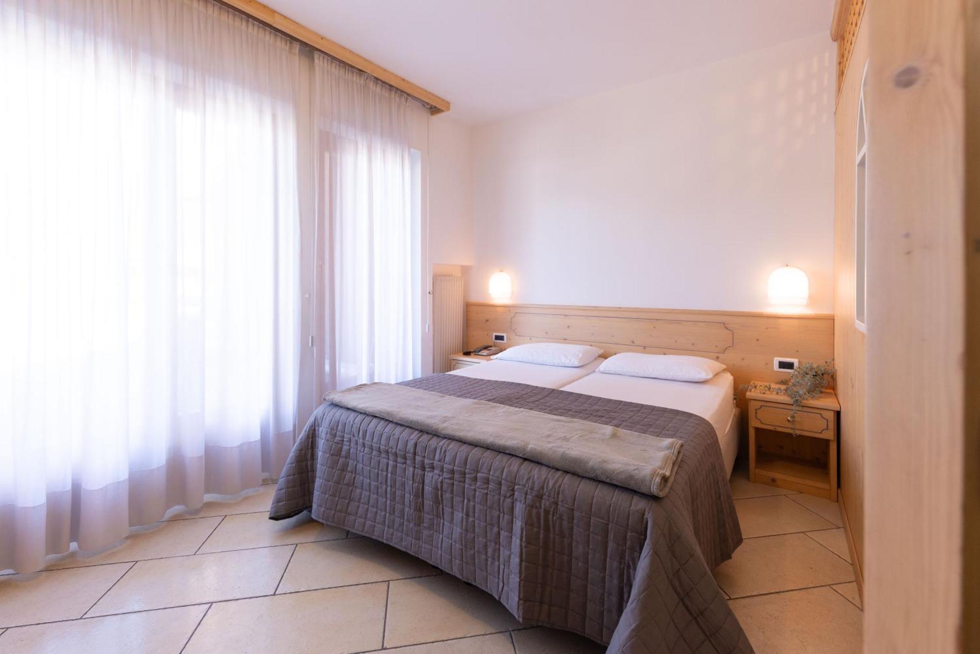 Comano Vacanze Appartamenti Comano Terme Exteriér fotografie